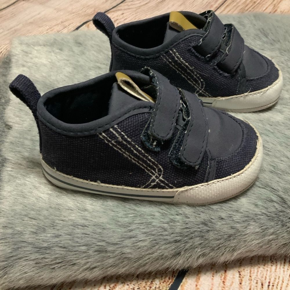 Carter’s Baby Navy Blue Shoes Size 6-9M